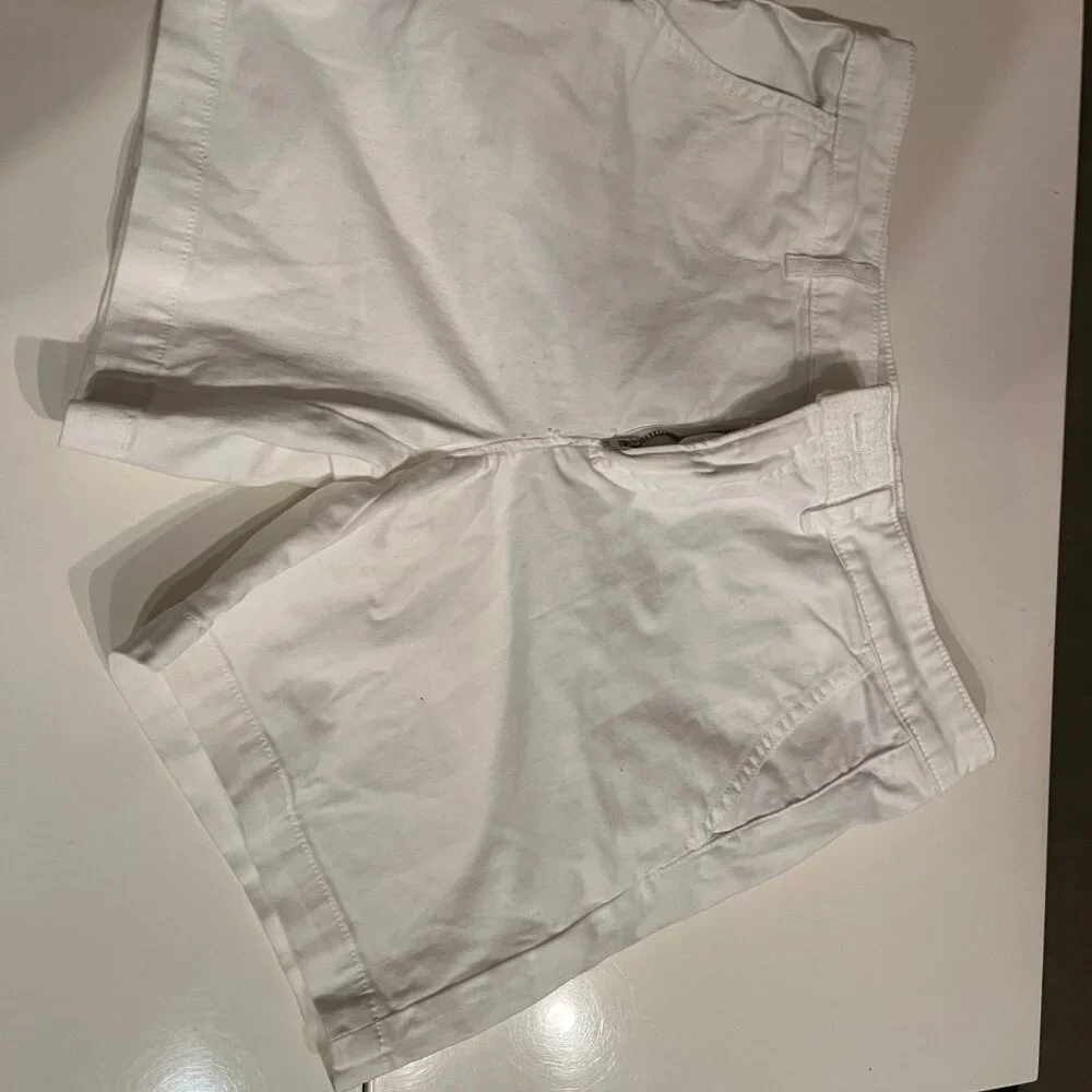 Anthropologie White‎ Chino Shorts Size 27 Relaxed Fit with Pockets 💗